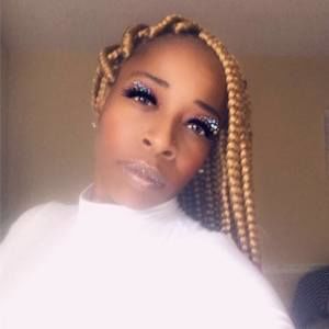 Meet your Posher, Tiffany